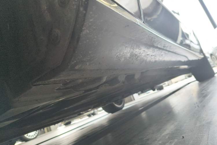 Used Mercedes-Benz E-Class 2013 E 300 L Elegant Model Chassis Front Left