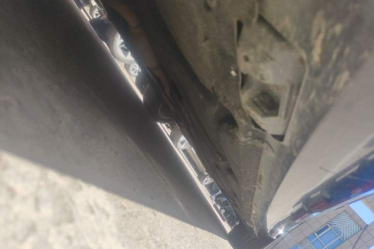 Used Mercedes-Benz E-Class 2013 E 260 L CGI Elegant Model Chassis Front Left