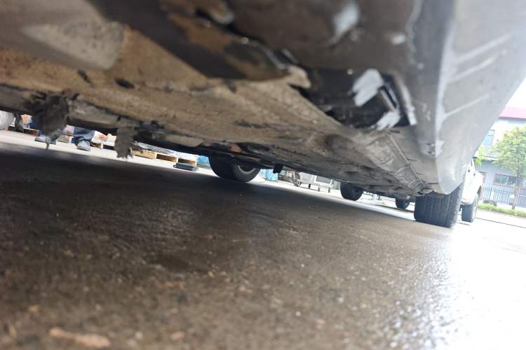 Used Mercedes-Benz E-Class 2013 E 260 L CGI Elegant Model Chassis Front Left