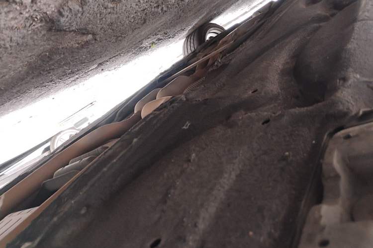 Used Mercedes-Benz E-Class 2013 E 300 L Elegant Model Chassis Front Right