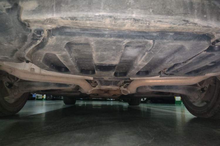 Used Mercedes-Benz E-Class 2013 E 300 L Elegant Model Chassis Rear