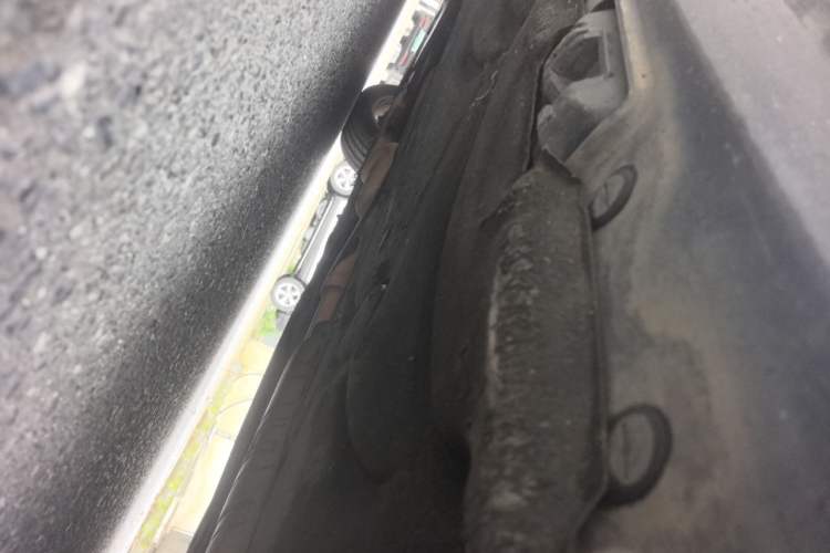 Used Mercedes-Benz E-Class 2013 E 260 L CGI Elegant Model Chassis Rear Left