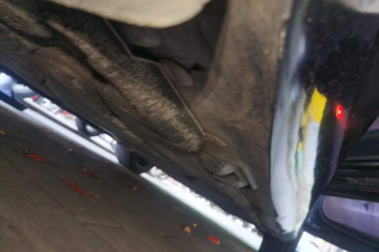 Used Mercedes-Benz E-Class 2013 E 300 L Elegant Model Chassis Rear Right