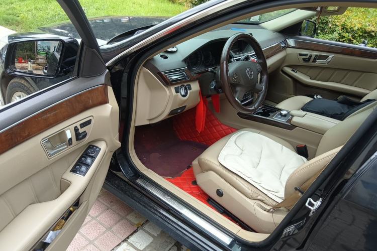 Used Mercedes-Benz E-Class 2013 E 260 L CGI Elegant Model Driver Seat