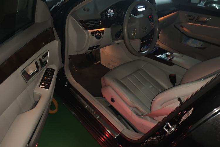 Used Mercedes-Benz E-Class 2013 E 300 L Elegant Model Driver Seat