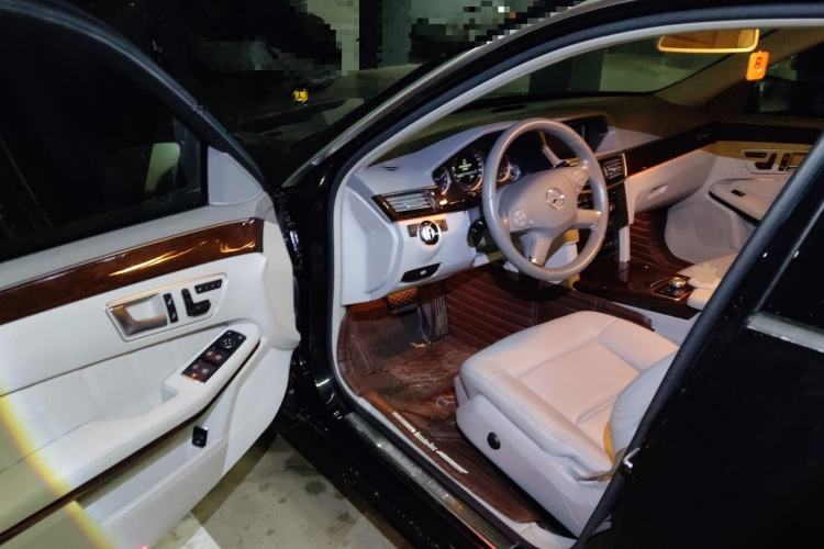 Used Mercedes-Benz E-Class 2013 E 260 L CGI Elegant Model Driver Seat