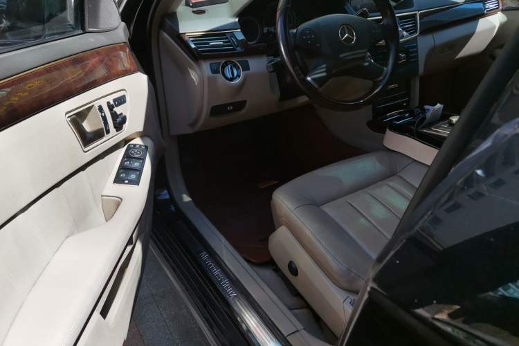 Used Mercedes-Benz E-Class 2013 E 300 L Elegant Model Driver Seat