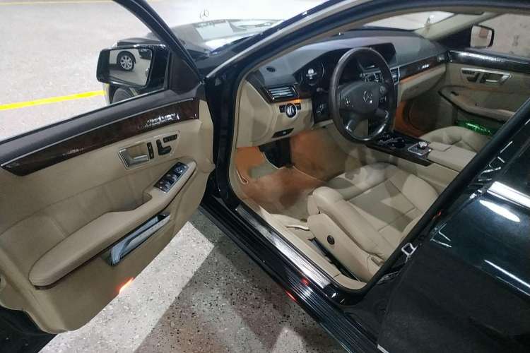 Used Mercedes-Benz E-Class 2013 E 260 L CGI Elegant Model Driver Seat