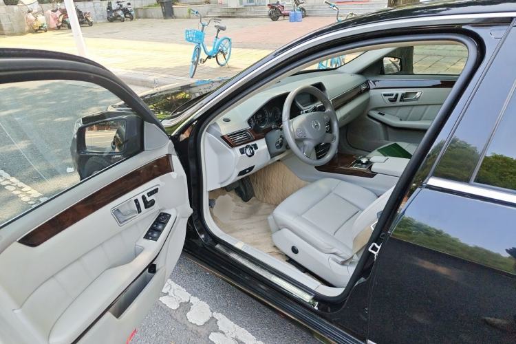 Used Mercedes-Benz E-Class 2013 E 260 L CGI Elegant Model Driver Seat