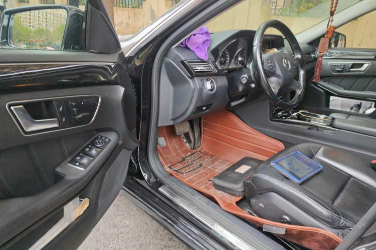 Used Mercedes-Benz E-Class 2013 E 260 L CGI Stylish Model Driver Seat