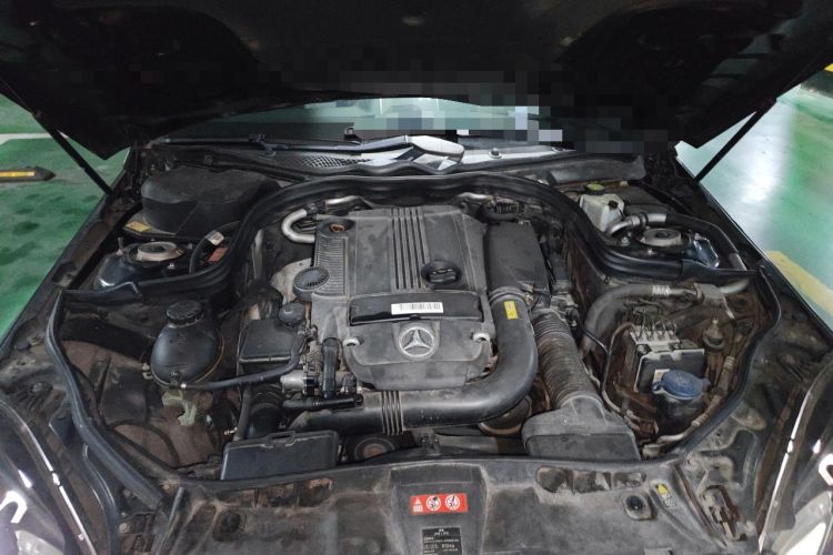 Used Mercedes-Benz E-Class 2013 E 260 L CGI Stylish Model Engine Bay