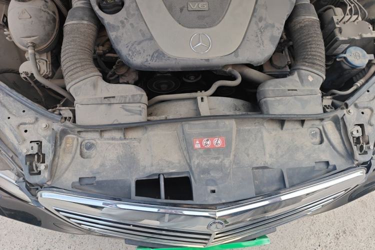 Used Mercedes-Benz E-Class 2013 E 300 L Stylish Model Engine Bay