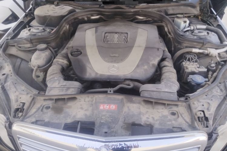 Used Mercedes-Benz E-Class 2013 E 300 L Elegant Model Engine Bay
