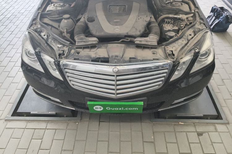 Used Mercedes-Benz E-Class 2013 E 300 L Elegant Model Engine Bay