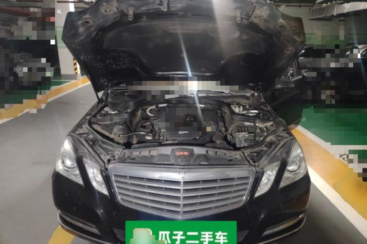Used Mercedes-Benz E-Class 2013 E 260 L CGI Stylish Model Engine Bay