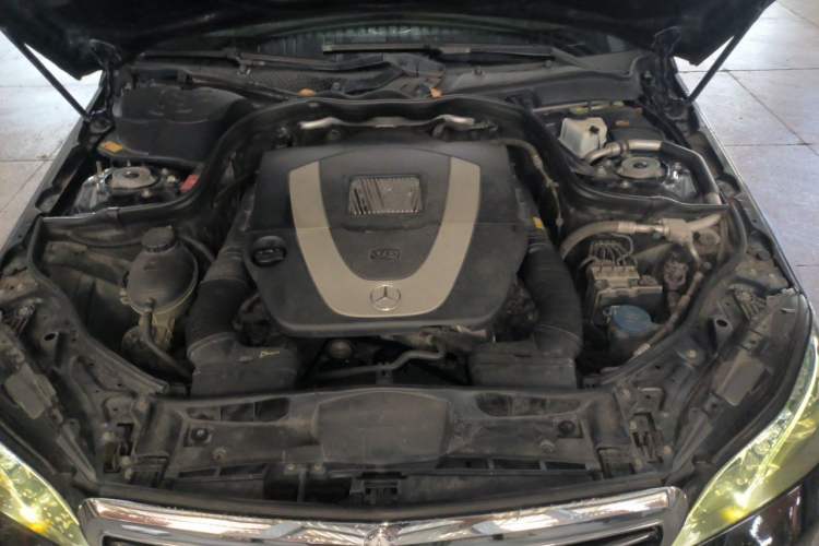 Used Mercedes-Benz E-Class 2013 E 300 L Stylish Model Engine Bay