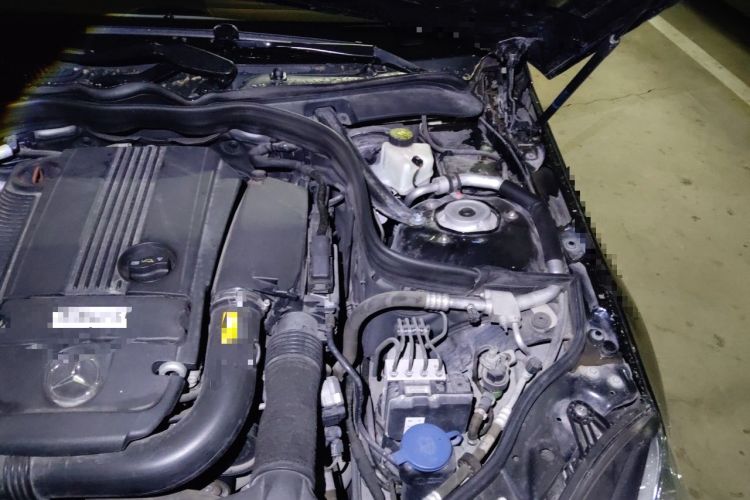 Used Mercedes-Benz E-Class 2013 E 260 L CGI Elegant Model Engine Bay Left