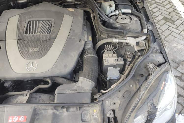 Used Mercedes-Benz E-Class 2013 E 300 L Elegant Model Engine Bay Left