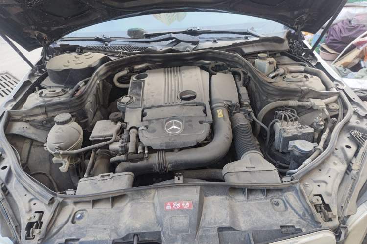 Used Mercedes-Benz E-Class 2013 E 260 L CGI Stylish Model Engine Bay