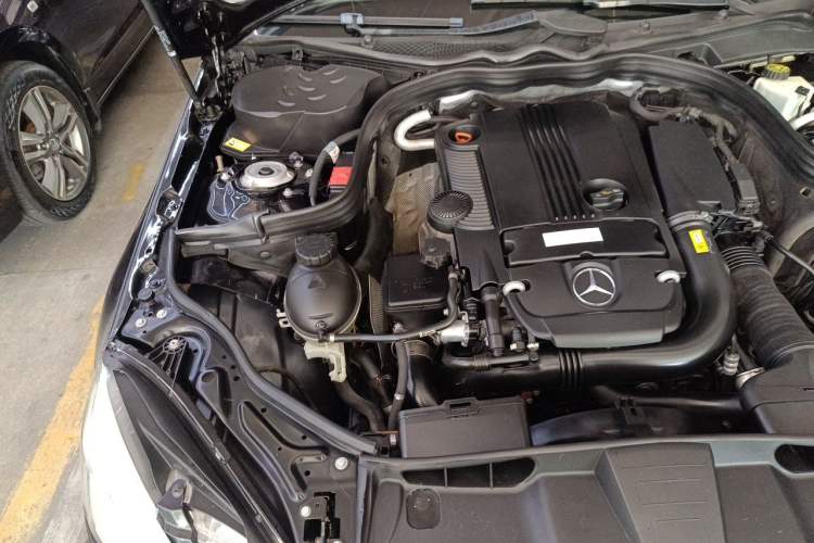 Used Mercedes-Benz E-Class 2013 E 260 L CGI Elegant Model Engine Bay Right