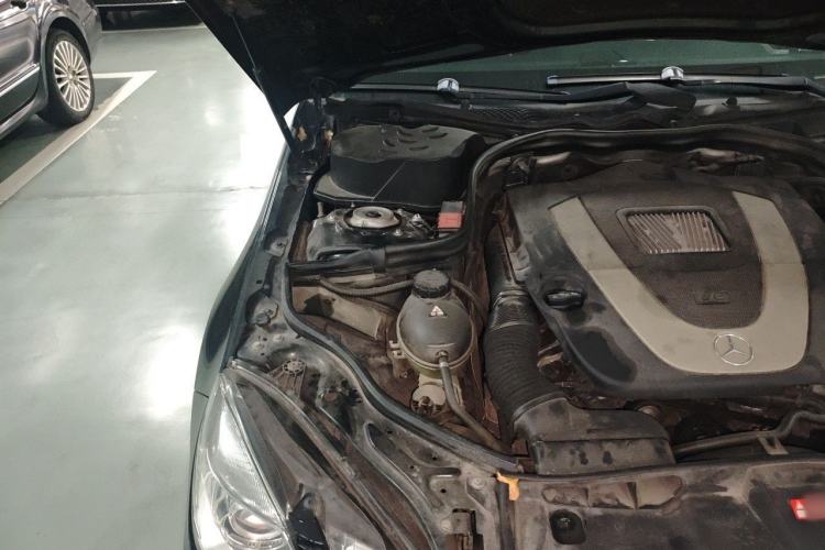 Used Mercedes-Benz E-Class 2013 E 300 L Stylish Model Engine Bay Right