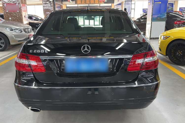 Used Mercedes-Benz E-Class 2013 E 260 L CGI Elegant Model Exterior 4