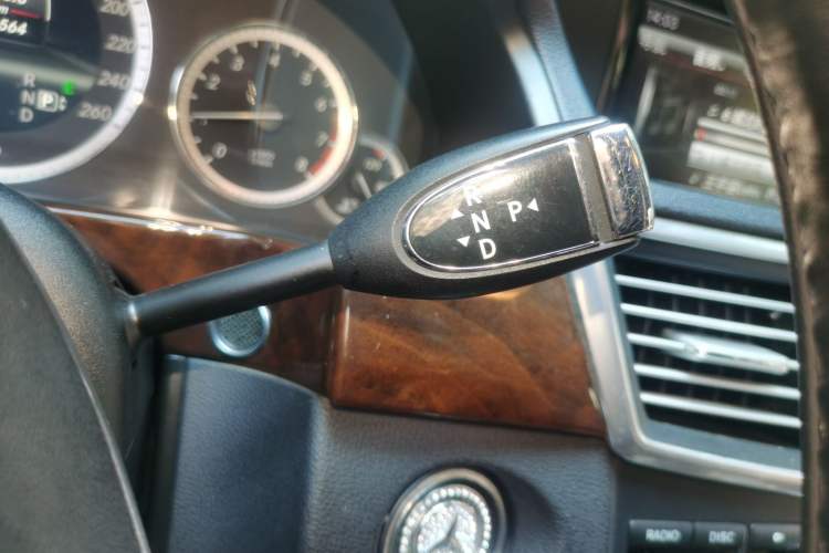 Used Mercedes-Benz E-Class 2013 E 300 L Elegant Model Gear Lever