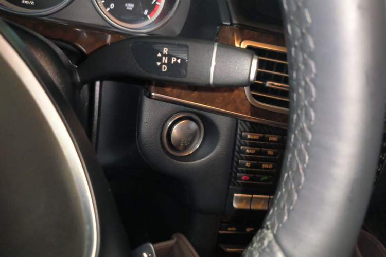 Used Mercedes-Benz E-Class 2013 E 300 L Stylish Model Gear Lever