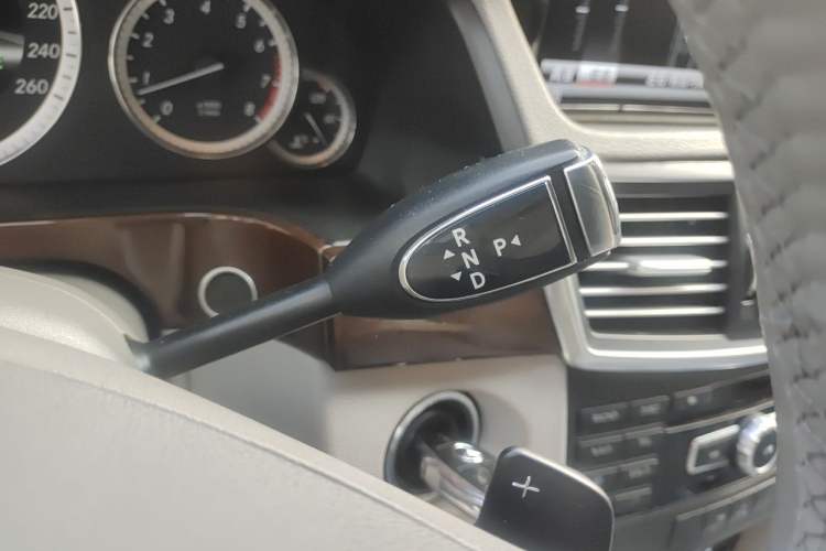 Used Mercedes-Benz E-Class 2013 E 300 L Elegant Model Gear Lever
