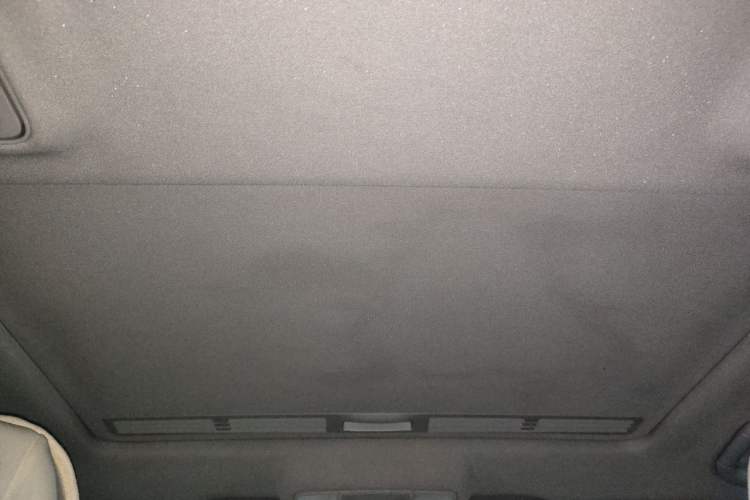 Used Mercedes-Benz E-Class 2013 E 300 L Elegant Model Headliner