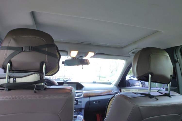 Used Mercedes-Benz E-Class 2013 E 260 L CGI Elegant Model Headliner