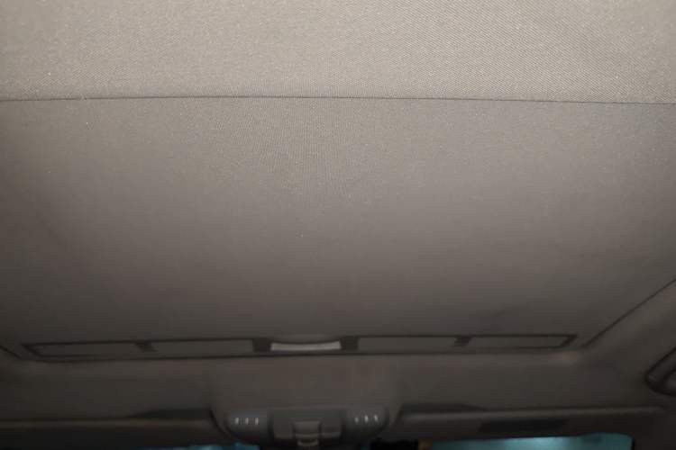 Used Mercedes-Benz E-Class 2013 E 300 L Elegant Model Headliner