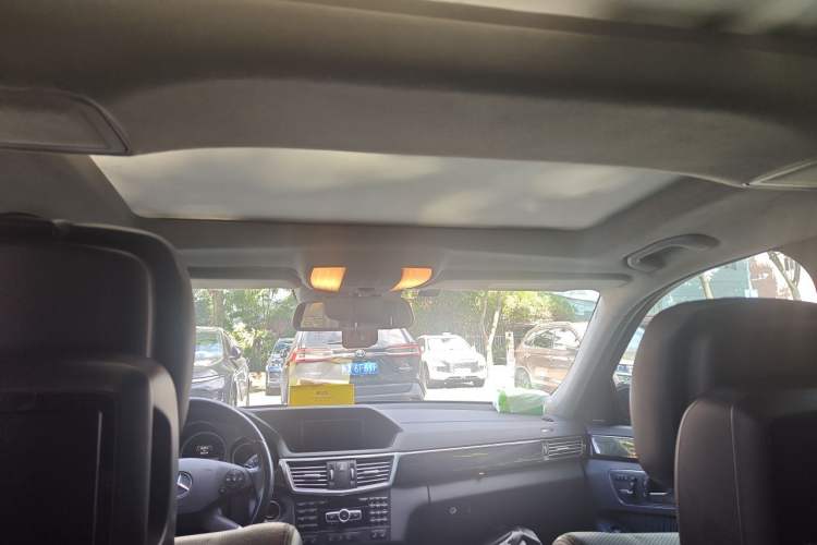 Used Mercedes-Benz E-Class 2013 E 300 L Stylish Luxury Model Headliner