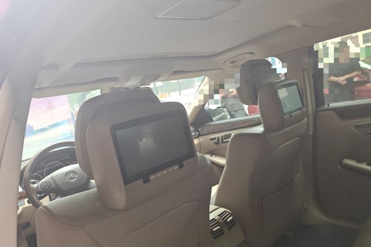 Used Mercedes-Benz E-Class 2013 E 300 L Elegant Model Headliner
