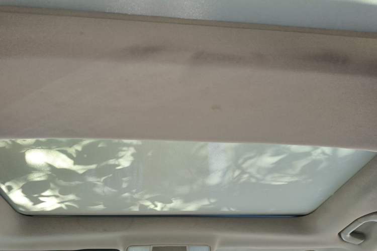 Used Mercedes-Benz E-Class 2013 E 260 L CGI Stylish Model Headliner