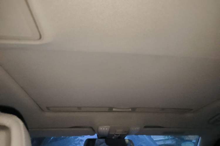 Used Mercedes-Benz E-Class 2013 E 300 L Elegant Model Headliner