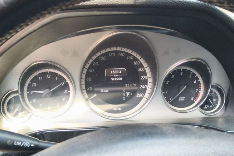 Used Mercedes-Benz E-Class 2013 E 260 L CGI Stylish Model Instrument Cluster