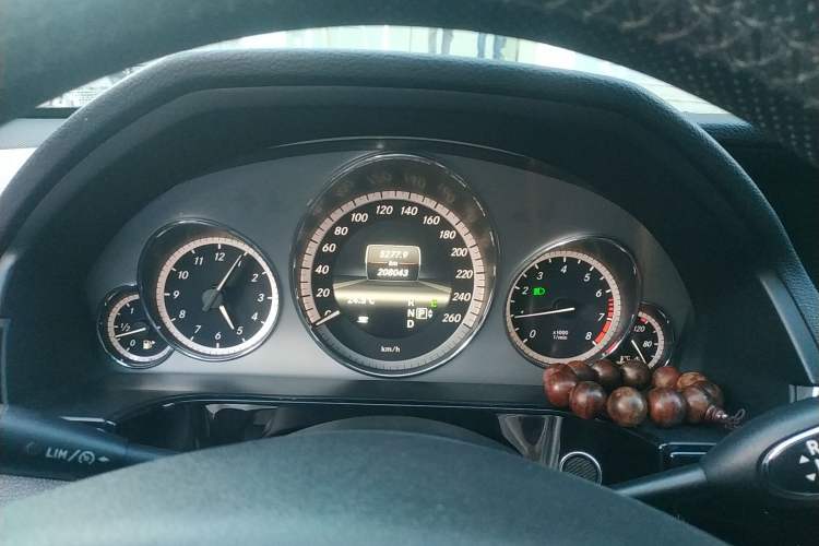 Used Mercedes-Benz E-Class 2013 E 300 L Stylish Model Instrument Cluster