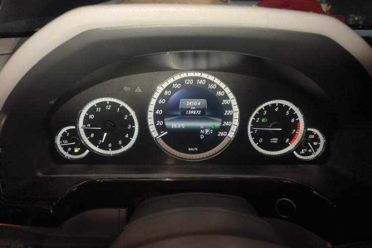 Used Mercedes-Benz E-Class 2013 E 260 L CGI Elegant Model Instrument Cluster