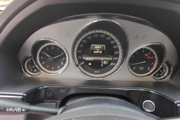Used Mercedes-Benz E-Class 2013 E 300 L Stylish Model Instrument Cluster