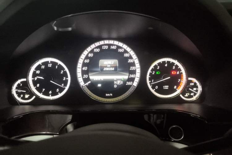 Used Mercedes-Benz E-Class 2013 E 260 L CGI Elegant Model Instrument Cluster
