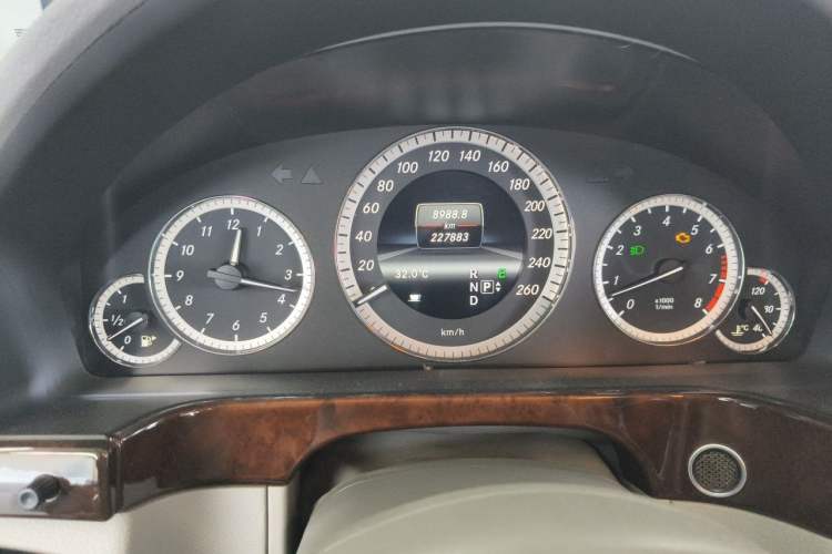 Used Mercedes-Benz E-Class 2013 E 300 L Elegant Model Instrument Cluster