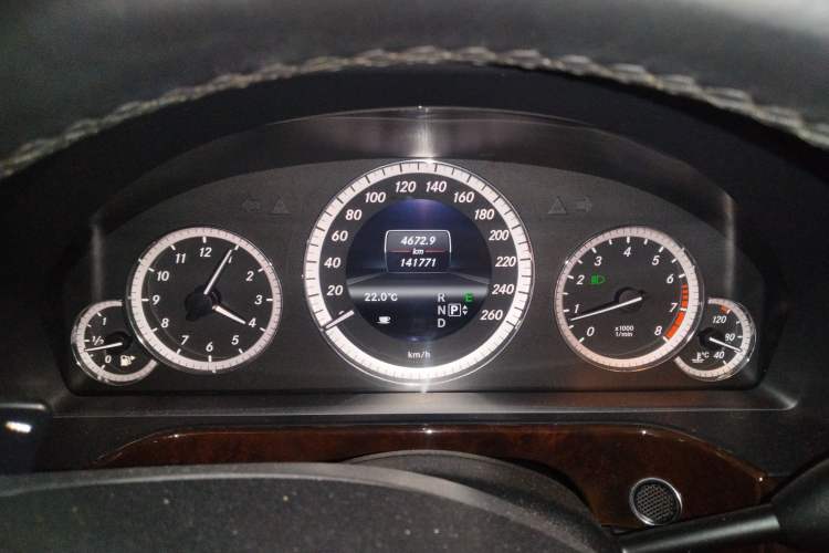 Used Mercedes-Benz E-Class 2013 E 260 L CGI Elegant Model Instrument Cluster