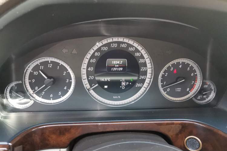 Used Mercedes-Benz E-Class 2013 E 300 L Elegant Model Instrument Cluster