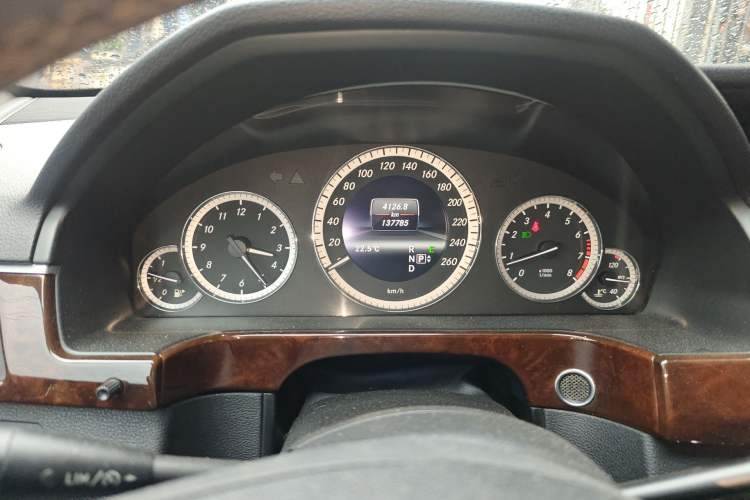Used Mercedes-Benz E-Class 2013 E 260 L CGI Elegant Model Instrument Cluster