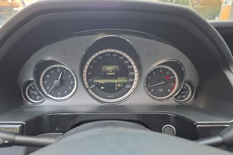 Used Mercedes-Benz E-Class 2013 E 260 L CGI Stylish Model Instrument Cluster
