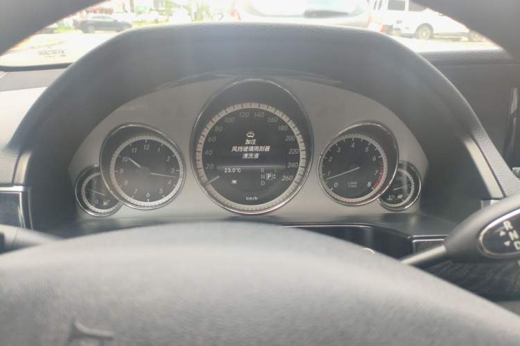Used Mercedes-Benz E-Class 2013 E 260 L CGI Stylish Model Instrument Cluster