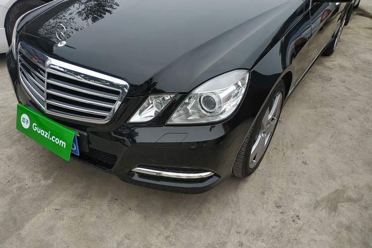 Used Mercedes-Benz E-Class 2013 E 300 L Stylish Model Left Front Headlight