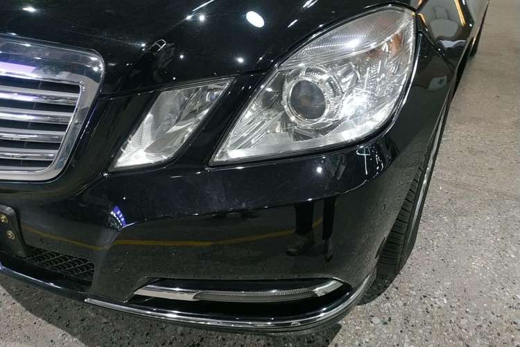 Used Mercedes-Benz E-Class 2013 E 260 L CGI Elegant Model Left Front Headlight