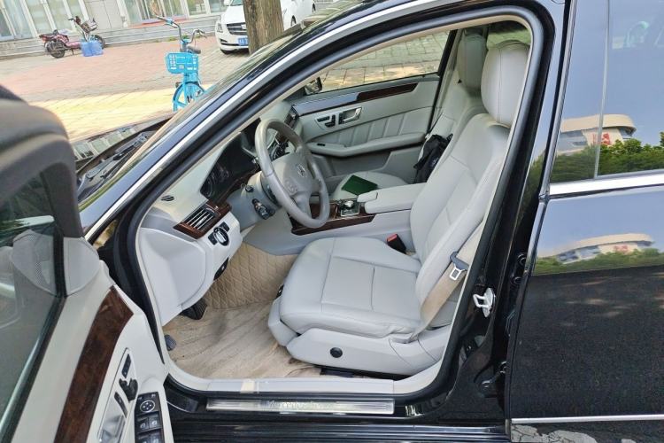 Used Mercedes-Benz E-Class 2013 E 260 L CGI Elegant Model Left Front Seat